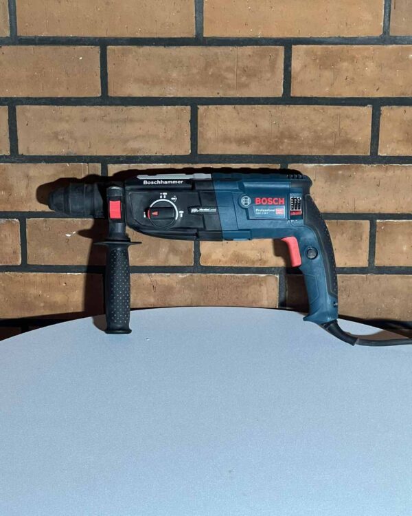 Bohrmaschine Bosch GBH 2-28 (2)