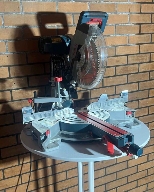 Bosch GCM12GDL (2)